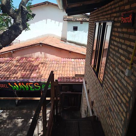 Waves Hostel & Pub Praia de Pipa エクステリア 写真